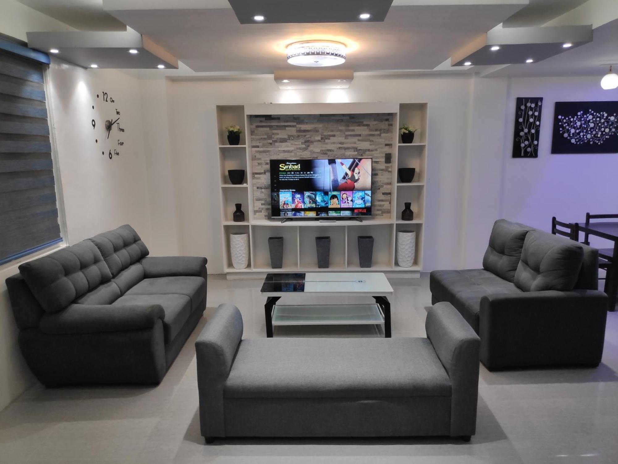 Tagaytay Staycation By Naya And Darla W Free Swimming Pool, Wifi & Netflix Tagaytay City Exterior foto