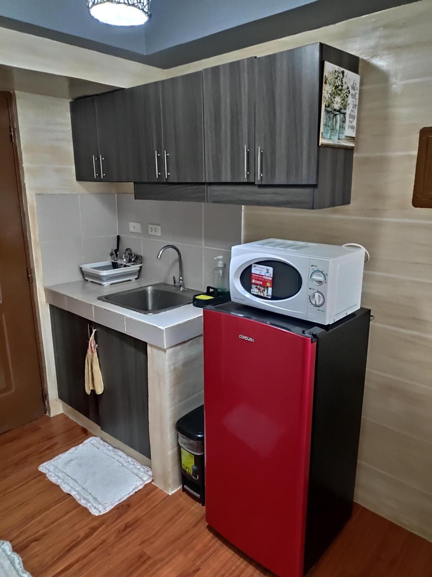 Tagaytay Staycation By Naya And Darla W Free Swimming Pool, Wifi & Netflix Tagaytay City Exterior foto
