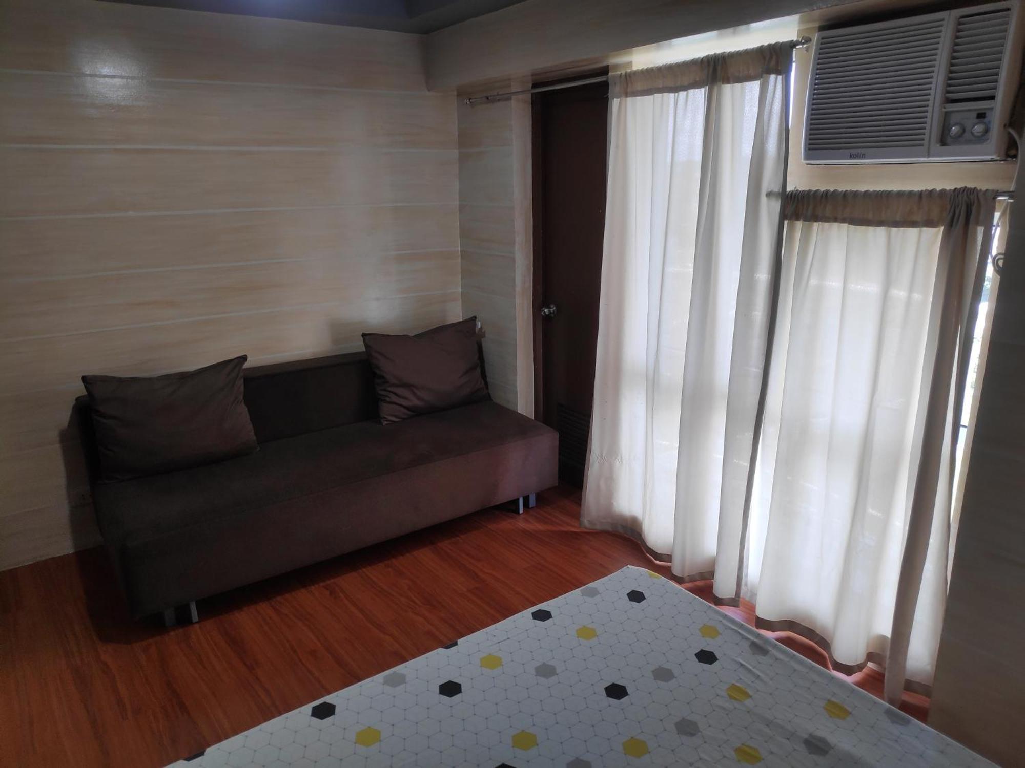 Tagaytay Staycation By Naya And Darla W Free Swimming Pool, Wifi & Netflix Tagaytay City Exterior foto